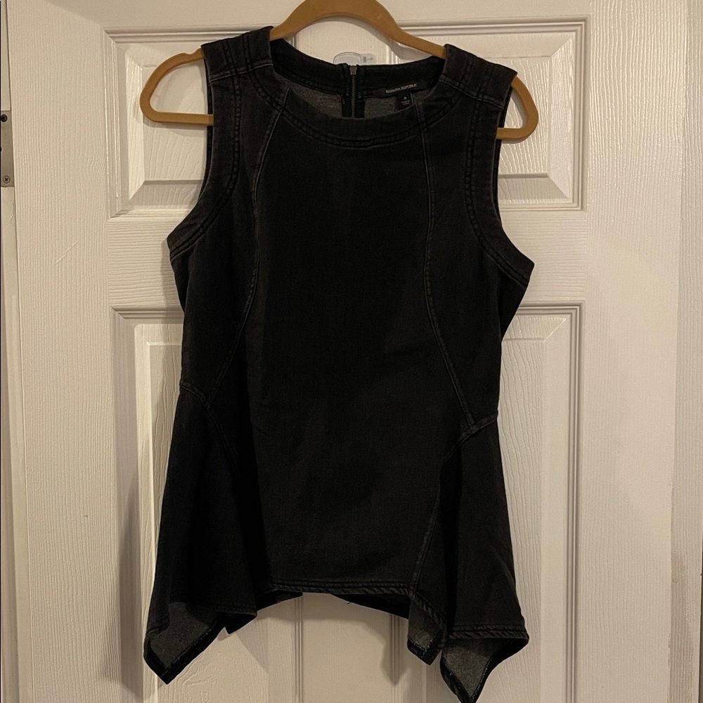 Banana Republic Black Sleeveless Women's Top